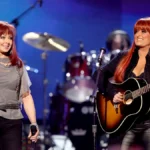 From Chills to Cheers: How Fans to Wynonna Judd Performance Reactions