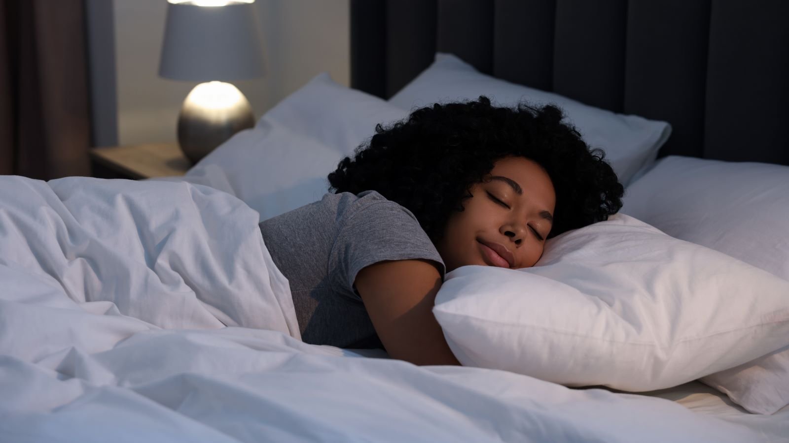 Say Goodbye to Neck Pain with the Tranzzquil Pillow
