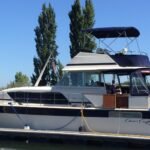 1982 Chris Craft Commander Motor Yacht: Features, Specs & Buying Guide