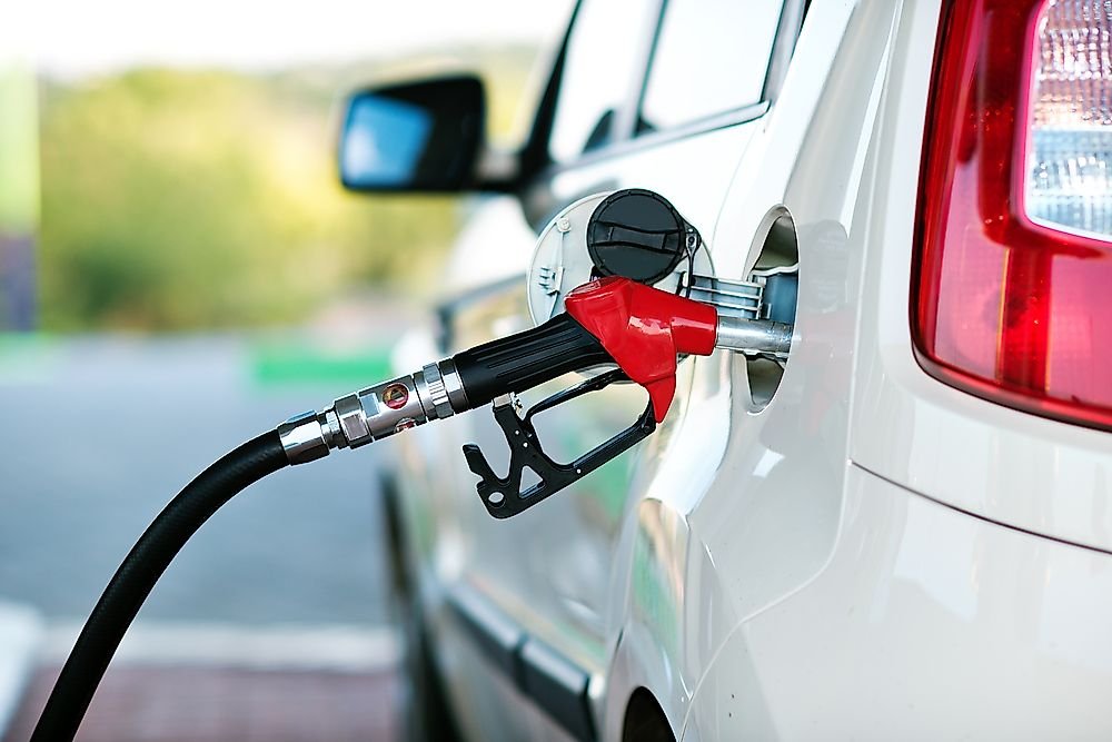 Gasoline Weight Per Gallon: Formula, Factors, and Insights
